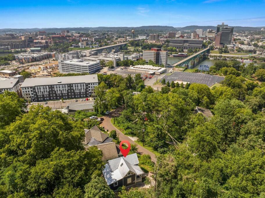 Historic Renovated 2Bd - Overlooking Downtown Knoxville Extérieur photo