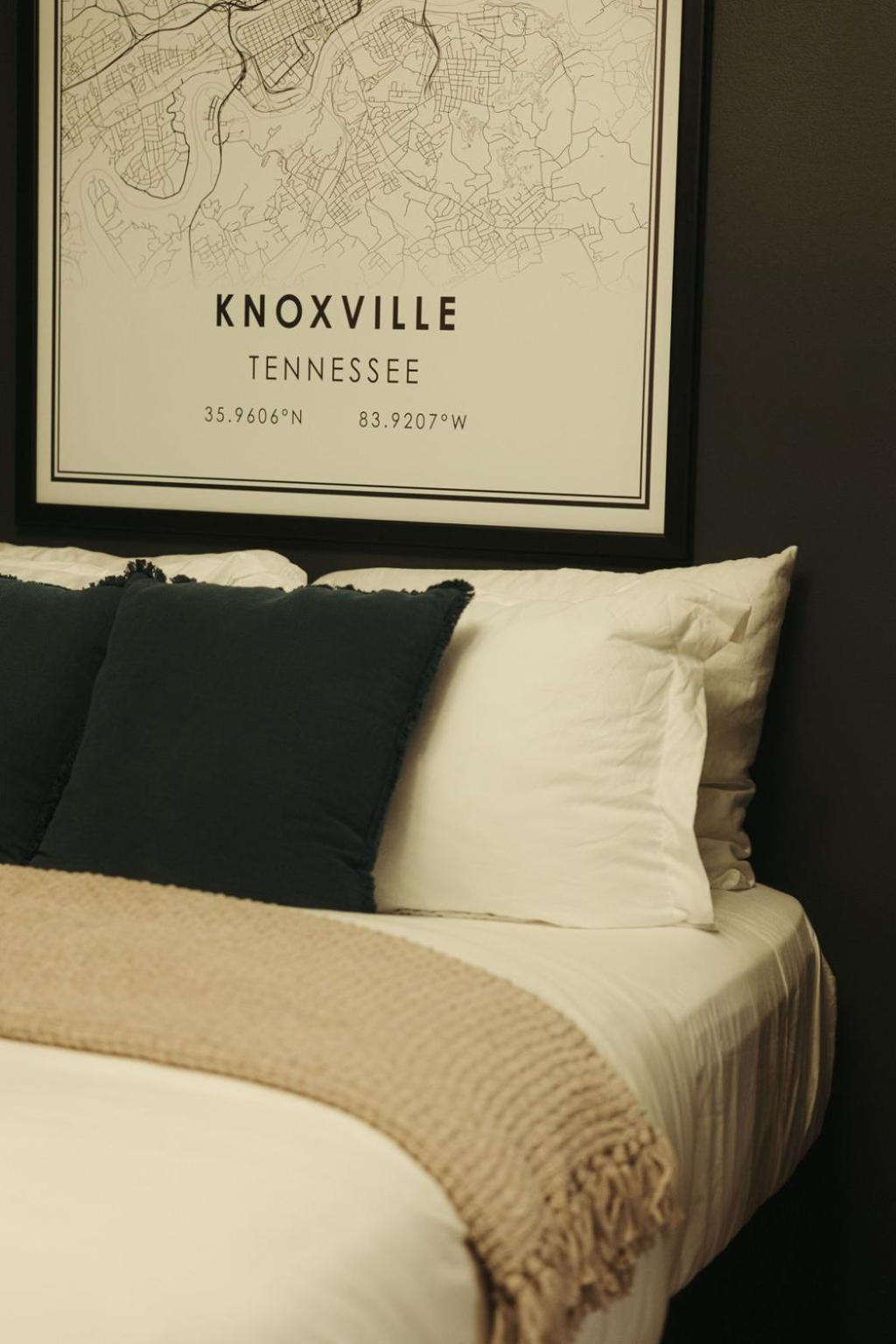 Historic Renovated 2Bd - Overlooking Downtown Knoxville Extérieur photo